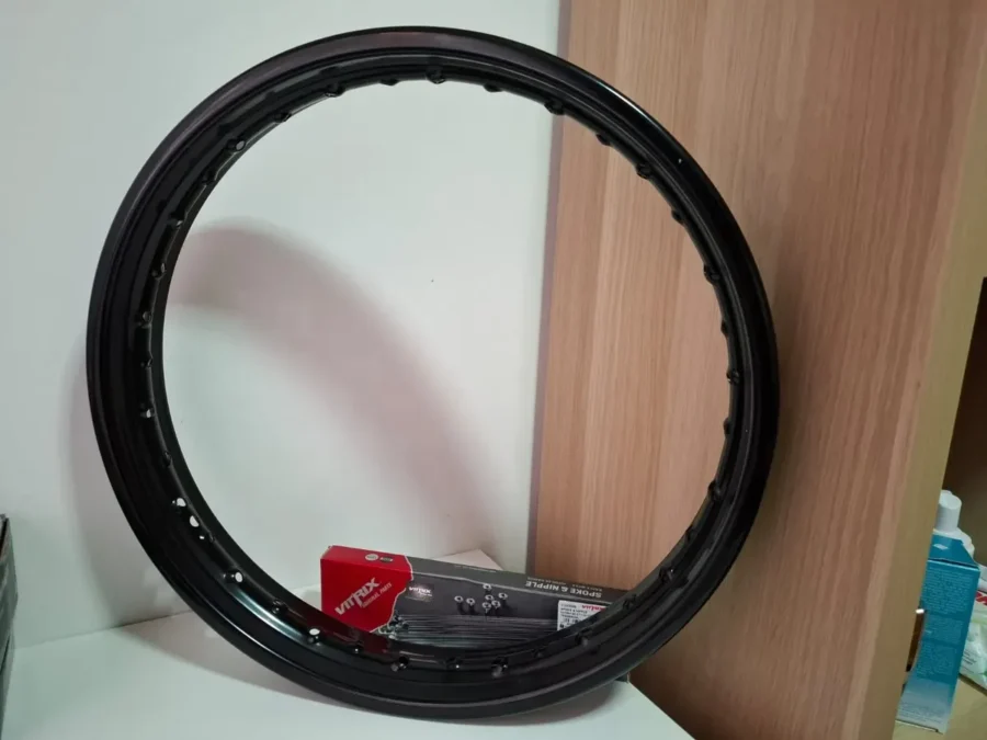 Rin Trasero Completo De 17 Pulgadas 185 Akt Nkd 125 - Imagen 7